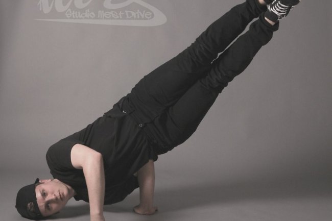 Volet Illest Drive / BREAKDANCE